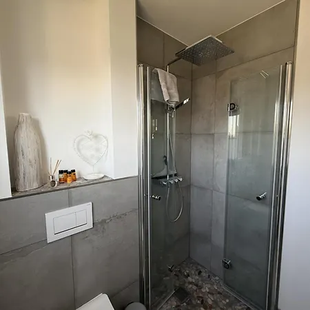 Moderne Ueber 2 Etagen