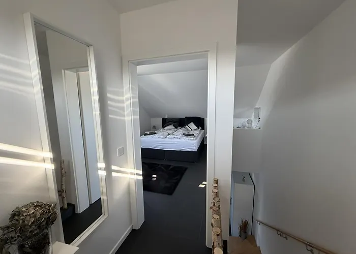 Lejlighed Moderne Ueber 2 Etagen