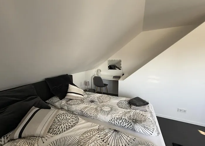 Moderne Ueber 2 Etagen *